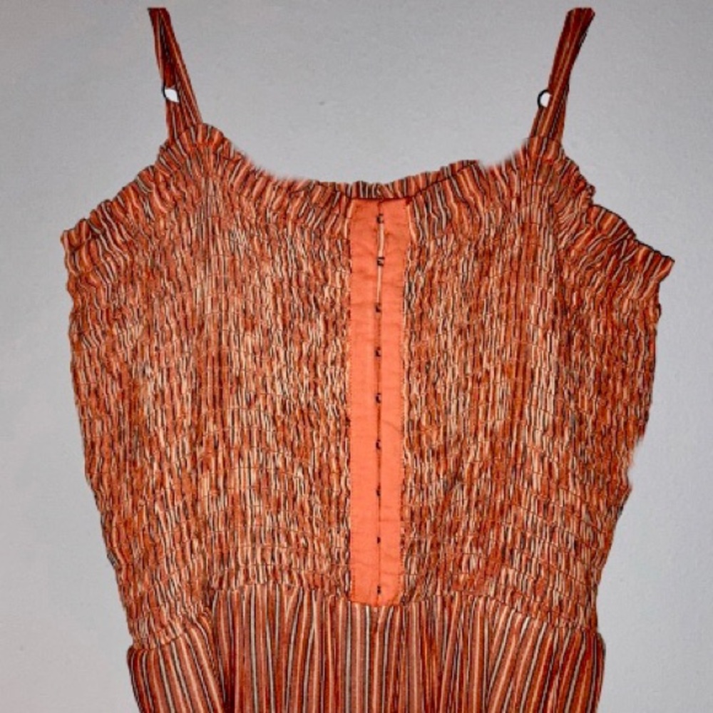 ADORABLE orange jumpsuit!!